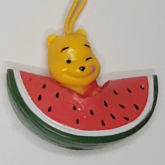 Winnie Pooh Peek-a-Pooh #14 Summer Splash Complete Series of 8 Keychain Danglers - Picture 13 of 13